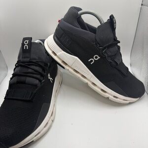 On Running Men's Black and White Sneakers